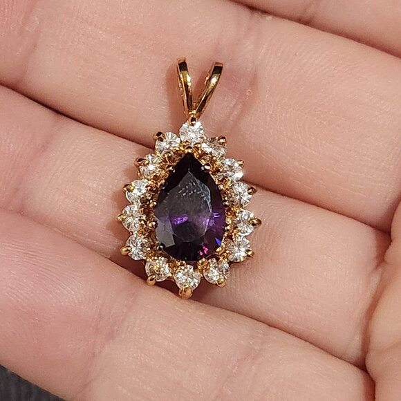 Pear Shaped Amethyst Pendant, 1 inch in length (no chain) - Picture 6 of 6